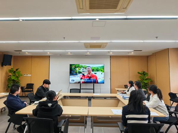 安博首页开展“学赣鄱先锋典范，践承诺勇创新绩”主题党日活动